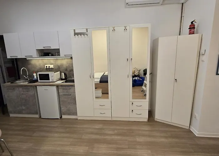 Yan\'S Place - Studio Next To Gozsdu Gardens